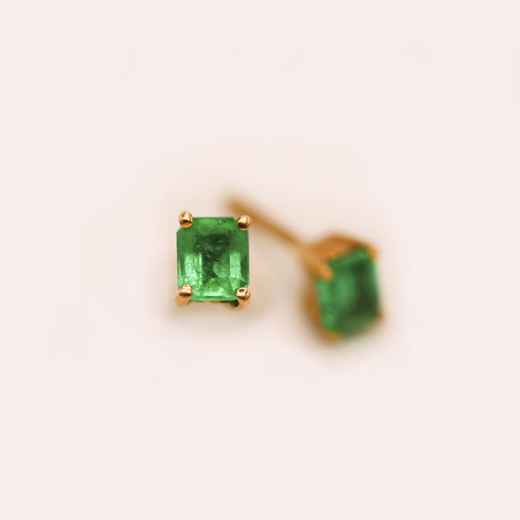 Retangular Emeralds Stud Earrings