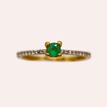 Load image into Gallery viewer, Colombian Emerald Ring
